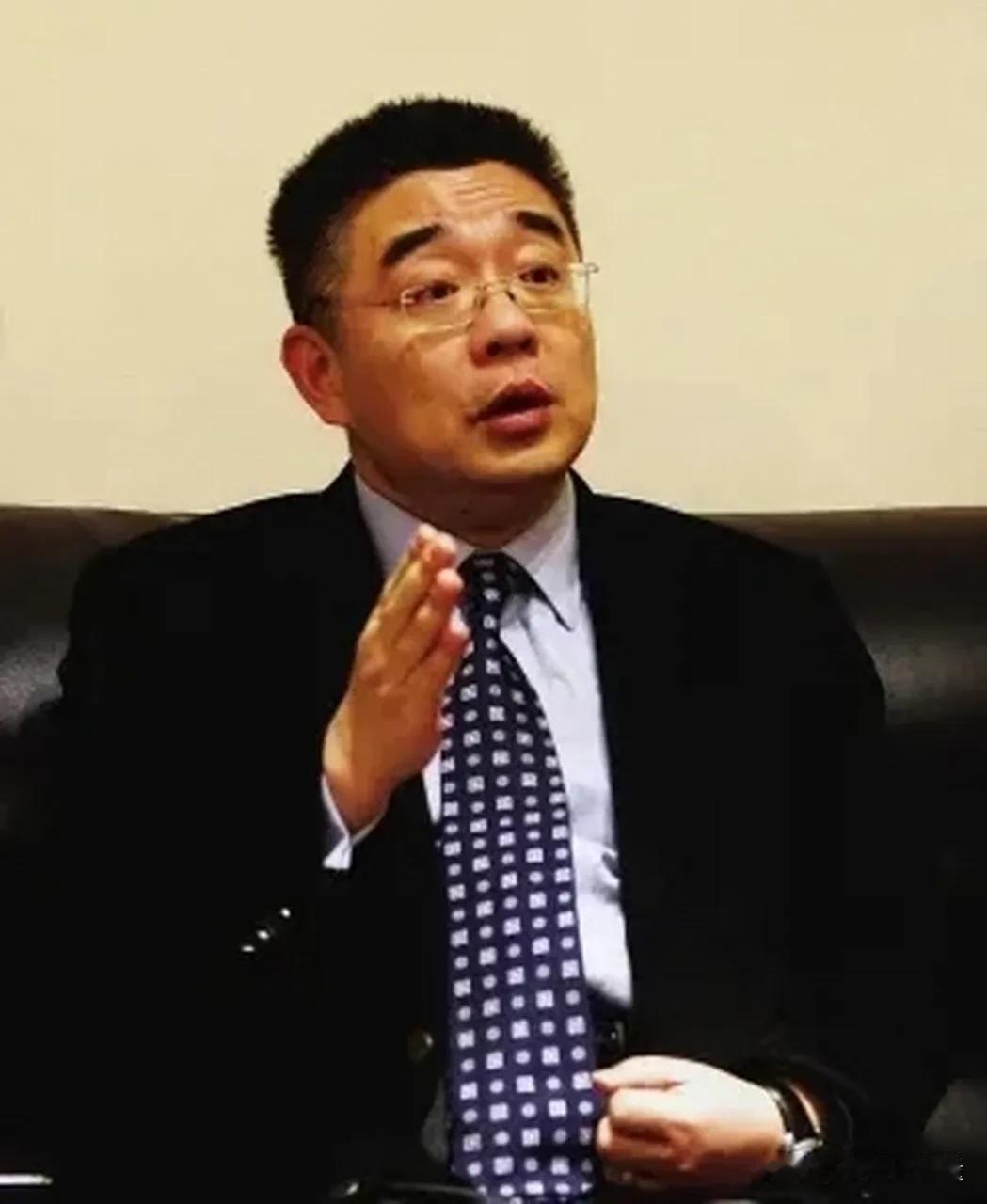 复旦大学钱文忠说：“有一天，我突然想明白了一件事，我们都会死的。也许是10年后，