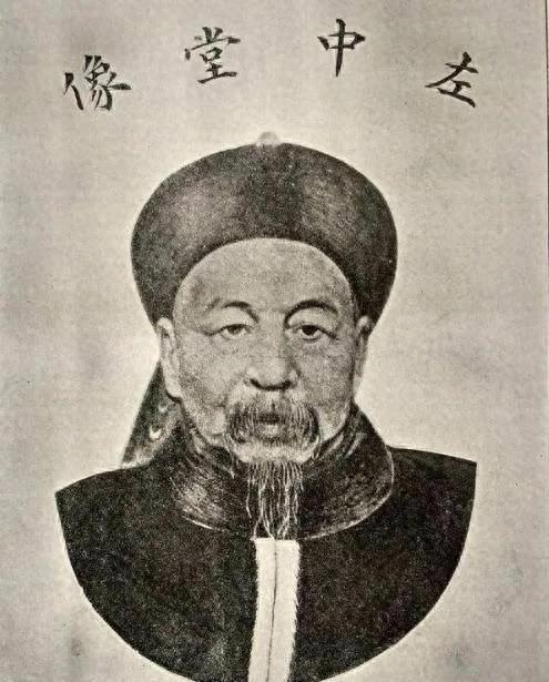 1859年咸丰要斩左宗棠,胡林翼束手无策:找他,只有他能救你。1859年冬天
