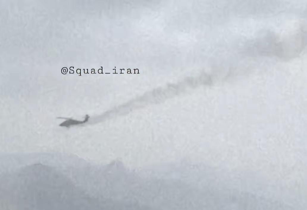 美国人又开始葫芦娃救爷爷了。为了救之前被击落的战斗机飞行员，美国派出的黑鹰直升