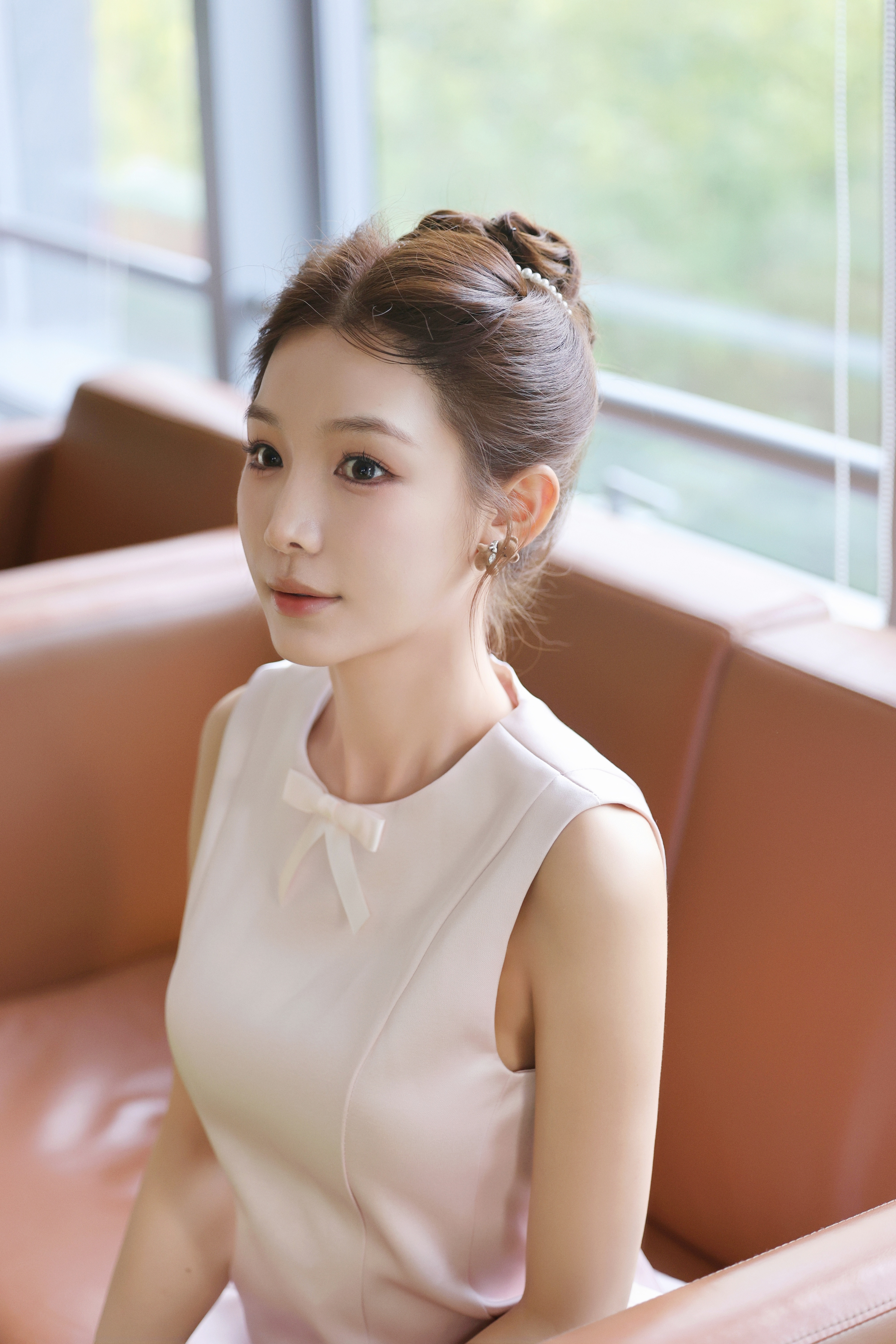 又来公司上个班御廷谣
