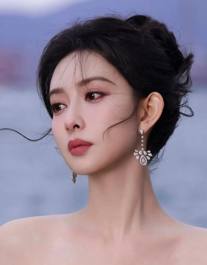 她应该是浪姐《lettinggo》播出最大的赢家了，孟子义万万没想到，双黄丹