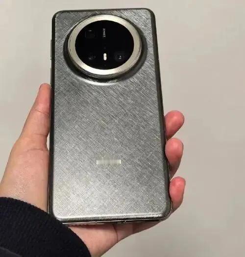 Mate90系列发布计划有变，一文看完最新爆料根据目前的消息显示，在这个月里