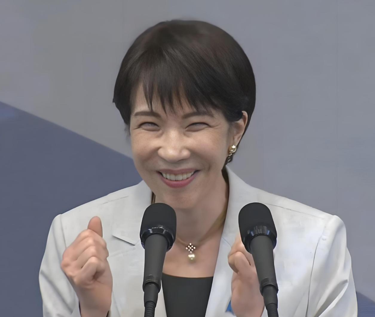 日本媒体可以说是集体沸腾了，简直像是在开香槟庆祝。 原因很简单，多家日媒放出