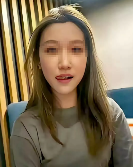 李欣莳倒了八辈子血霉，被开除有些无奈，怀疑有人故意要她难看，李欣莳这