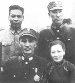 1997年，蒋纬国去世的消息轰动了全台湾，但是并不是因为他的死讯，而是因为他的遗