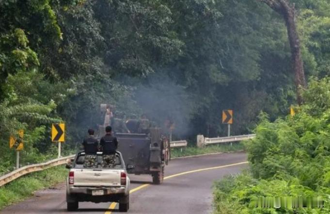 泰柬之战重大进展，柬埔为何孤立无援？做了三件事让亲者痛仇者快12月7日，泰柬边