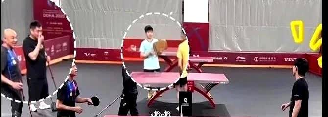 头头：出门在外名份都是自己争取的。头哥：哎，嘟嘟，我给你发了八年（球），