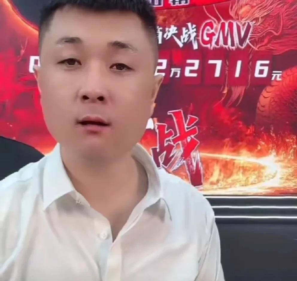 太原老葛回应伽柏，别吓唬我，你有那能量就把我弄封号了！！太原