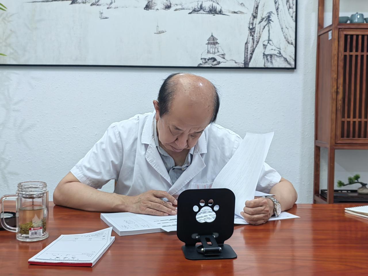 说了800遍,孩子出现这10种表现,就是阴虚内热了,滋阴不到位,抽动就容易反复