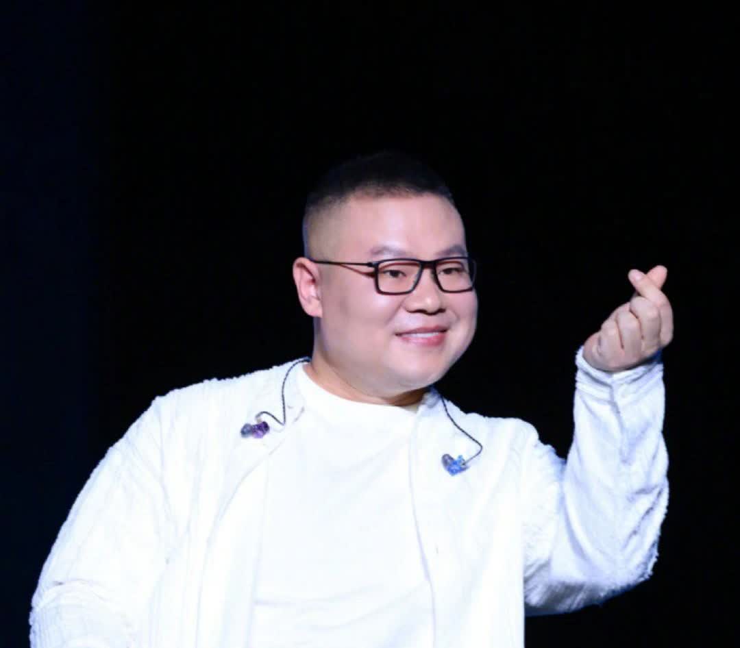 1280一张刀郎演唱会门票，还好1380一张凤凰传奇演唱会门票，也还好现
