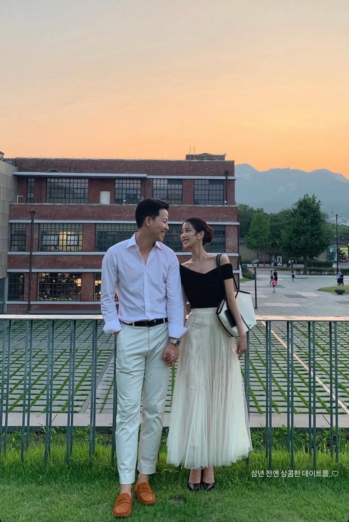 穿搭分享连续更新第2740天韩国时尚女生日常搭配初七啦韩系穿搭超能新星汇新星v