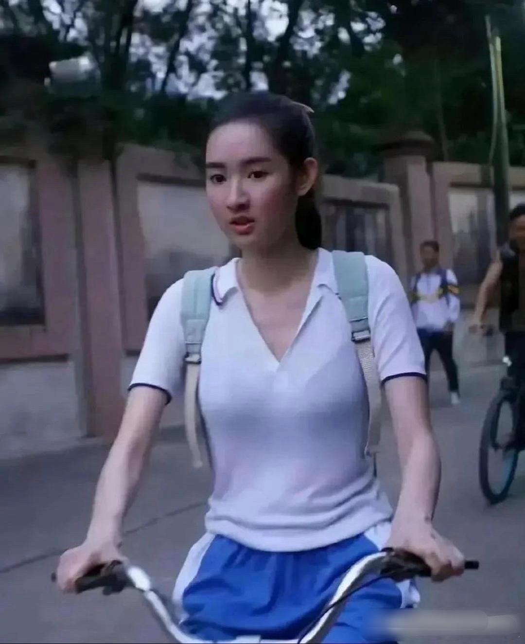 导演是怎么做到不脸红的啊？​​​