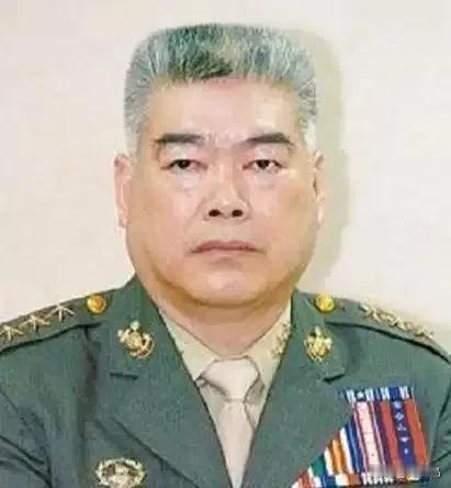 今天下午，台湾地区国民党召开中常会讨论“防务特别条例”的立场，本来以为能拿出个统