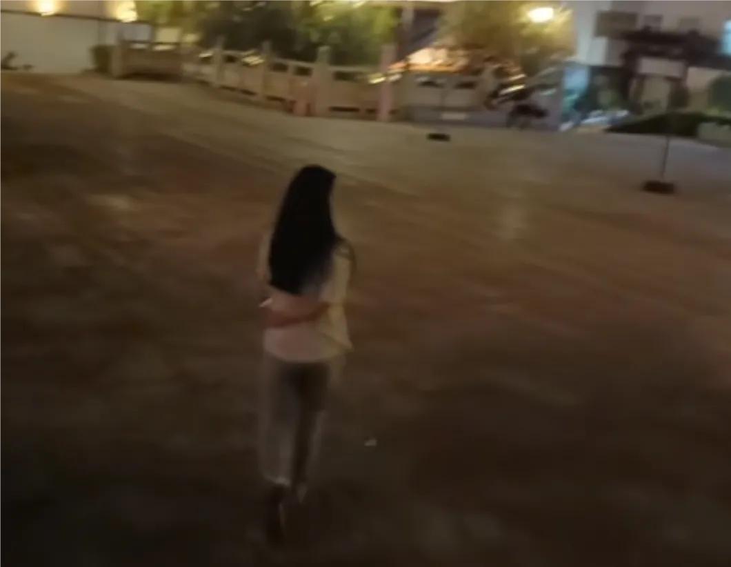 如果你家闺女爱上了一个只有摩托车的男人，该怎么办？答案是:没法办。不过没必要