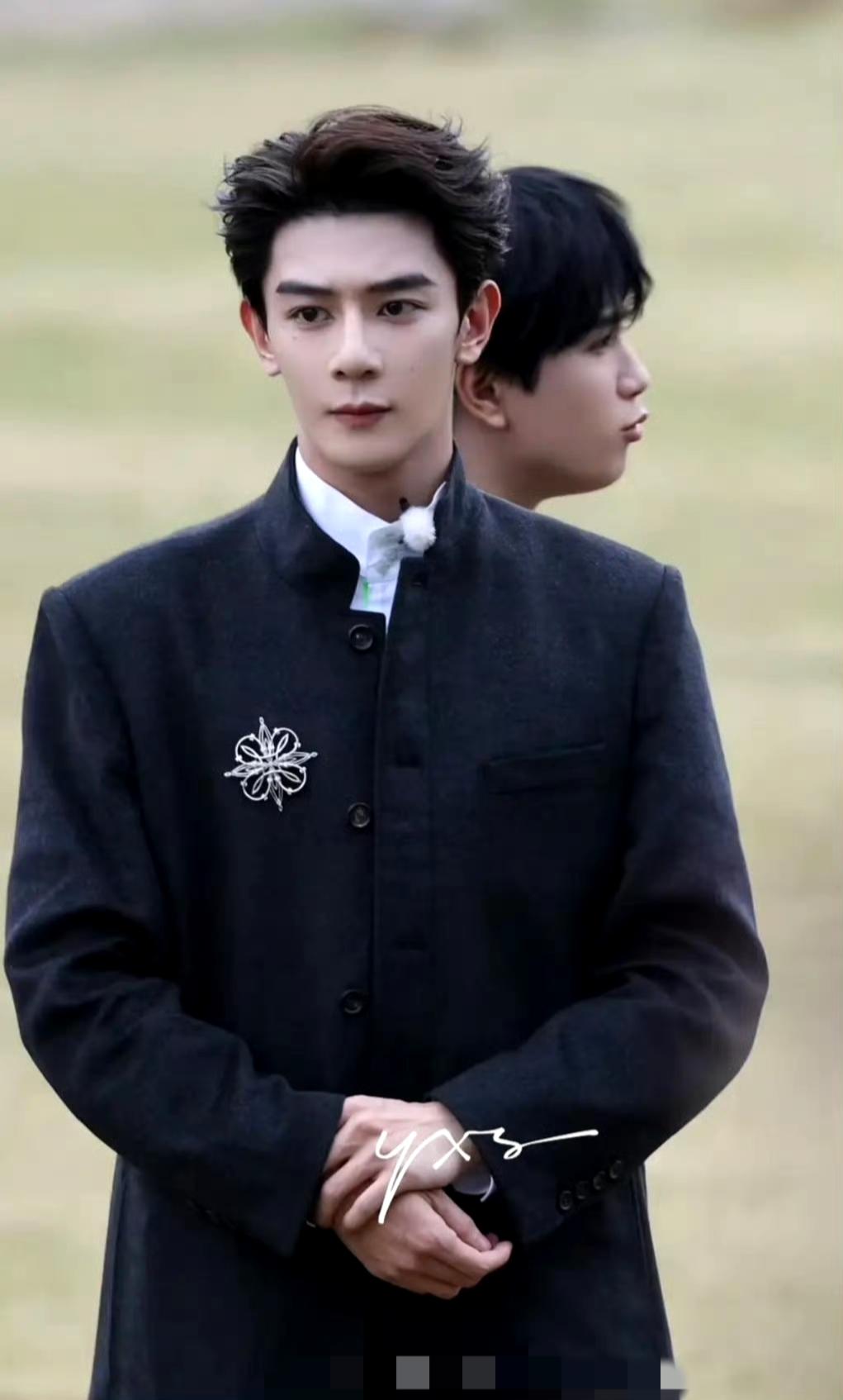 这对比也太明显了！夏之光现在和早期的状态差别好大啊✨从青涩少年感的清爽奶狗，到