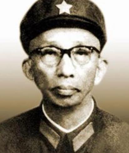 1955年，开国少将李迎希，因为误会，授衔时评低了一级，他对此十分不满，就写信给