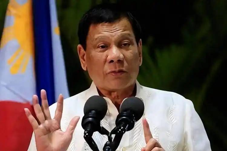 曾经不可一世的“铁拳总统”杜特尔特，这回算是彻底栽了跟头！国际刑事法院（IC