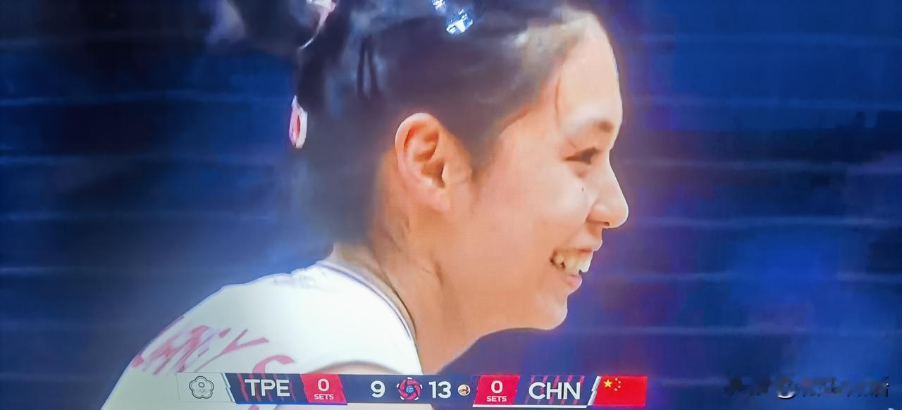 尽管0:3输给中国国家队，中国台北女排也是非常高兴地进入了亚锦赛8强。中国国家队