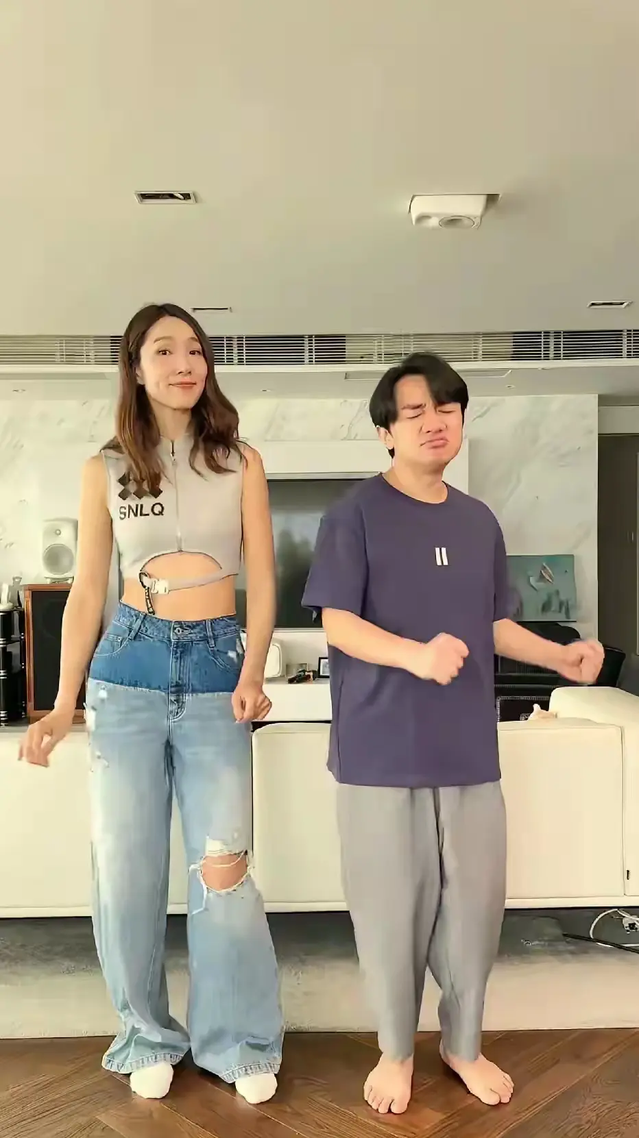 王祖蓝和老婆二人还是非常幽默的，喜剧感极强