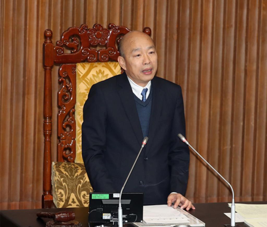胳膊肘向外拐？韩国瑜再呛蓝白：“立法院”被黑暗力量控制住台“立法院”11日举行