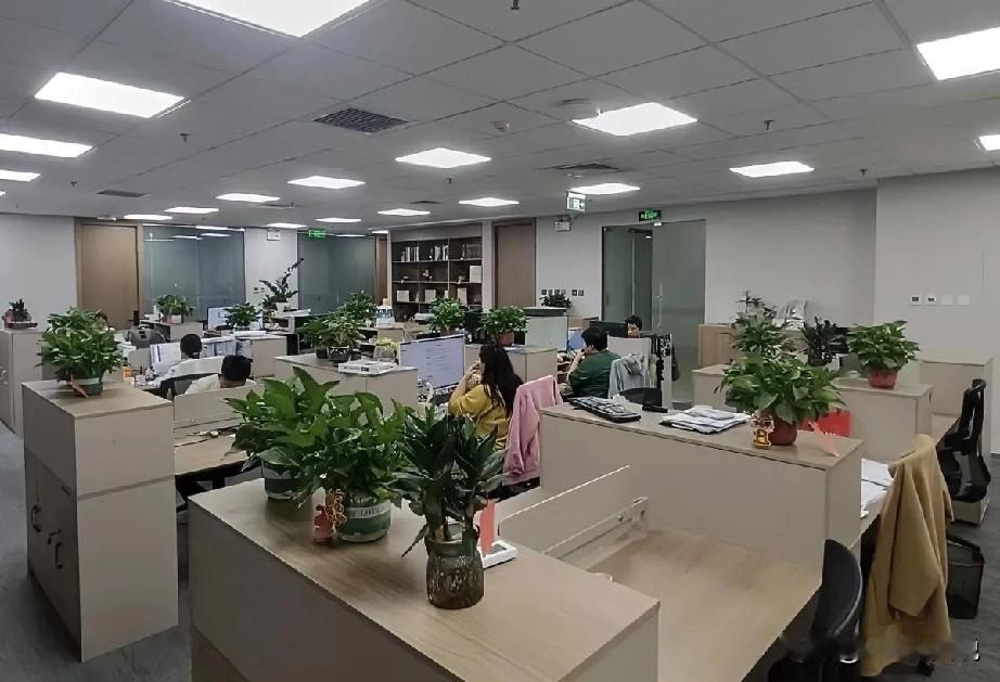 面试临近尾声面试官问“你有什么想问我的”时候，网上有人说“不能问工资待遇等问题，