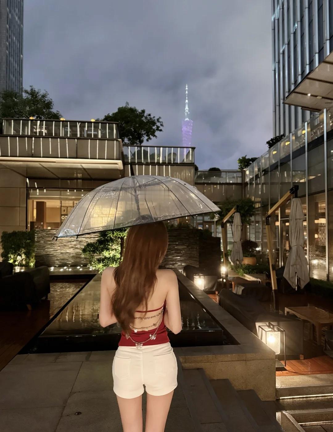 雨季遇上周末度假plog广州又雨季啦躺在瑰丽不想出门吃吃喝喝一站式在酒店完