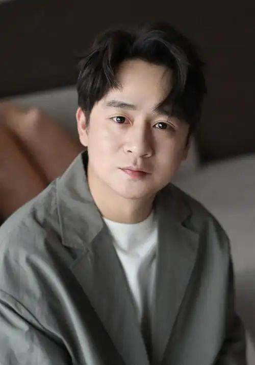 演员黄澄澄说：“我把孟万福的成长分为三个阶段，第一个阶段是张云魁对他说，我得死在