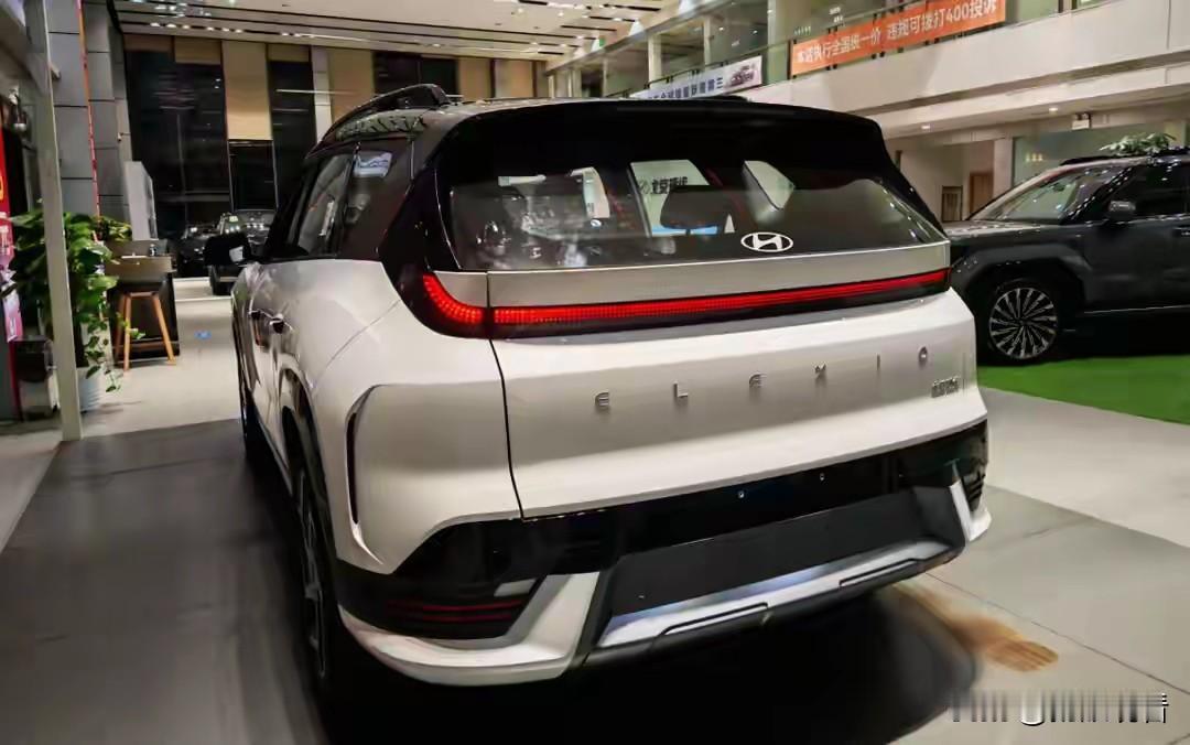 合资车的“安全感天花板”!北京现代EO羿欧这波操作太秀了。大家选家庭用车最