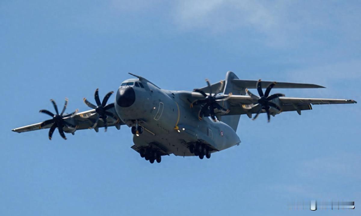 中国版A400M试飞照疯传！六叶螺旋桨暗藏玄机？最近网上突然冒出来一组飞行照