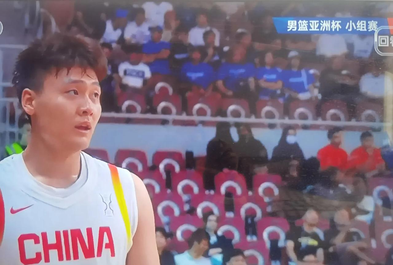赵睿你的棱角呢，来了。昨晚中国男篮对沙特是本届亚洲杯的首场比赛，奇妙的是央视选择