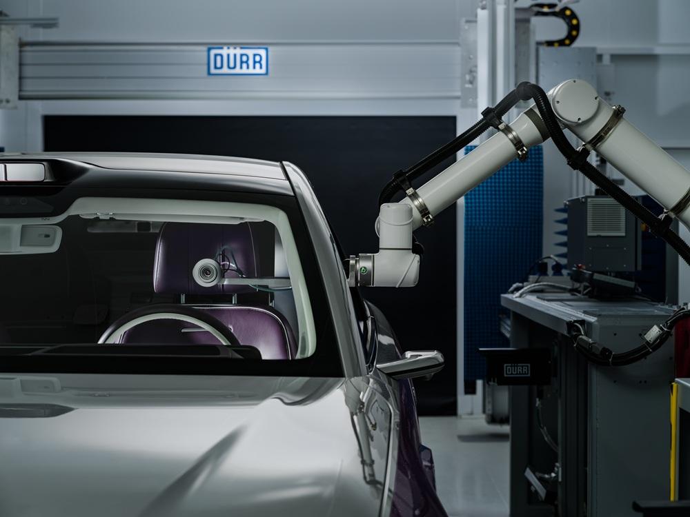 尊界S800于12月16日迎来第一万台车下线，其在百万级超豪华轿车市场的发展速度