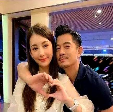郭嘉文不是翻版方媛么？乖巧听话顺从不贪钱。但你说说，这年头光听话能当饭吃