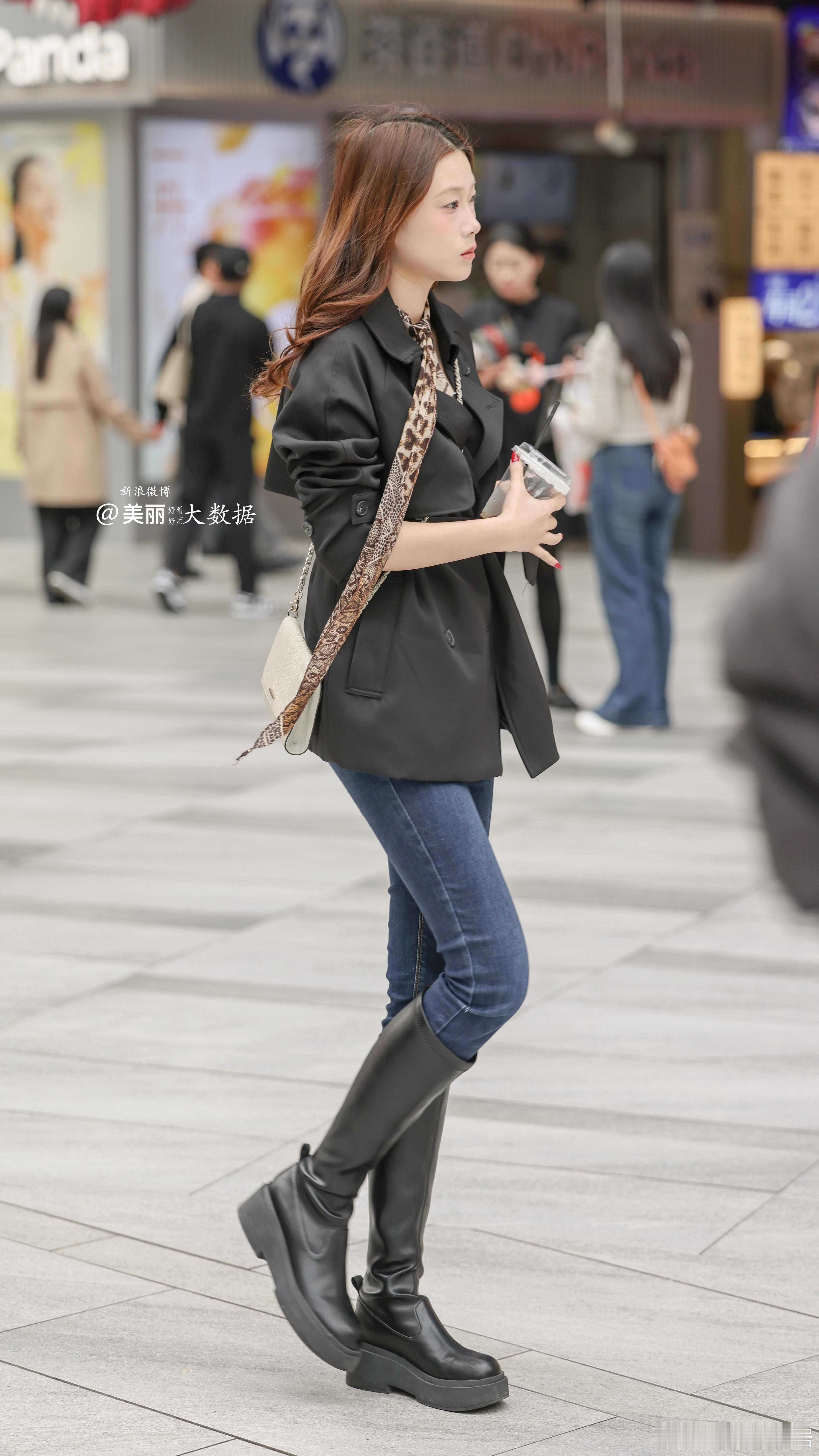 有味道的街拍。。。