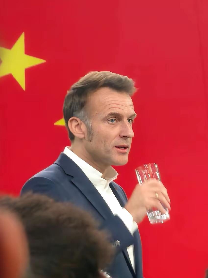 二十年前，欧洲傲慢、偏见，来华做生意那是趾高气昂，居高临下的一副施舍模样。而我们