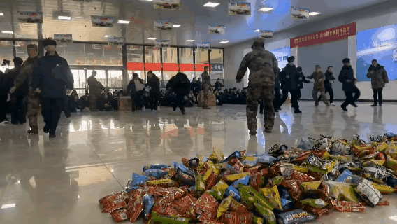 这俩人脑子太好使太聪明了[笑着哭][笑着哭]