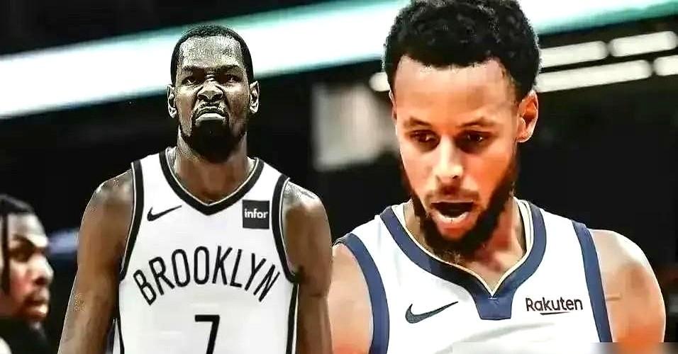 杜兰特一阵多2次，这事儿真不好说。库里4个冠军，改变了篮球玩法，媒体排名总压