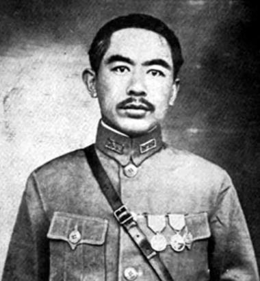 斯大林被耍！拿马列当幌子骗军援，新疆王榨干苏军后翻脸无情1933年，盛世才接任