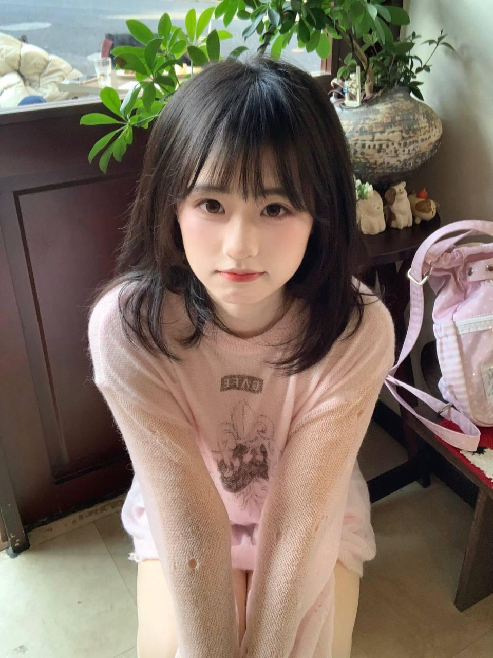 “粉嫩少女心，温暖冬日里的一抹甜”🌸💖美少女少女甜系少女照清纯活力少女