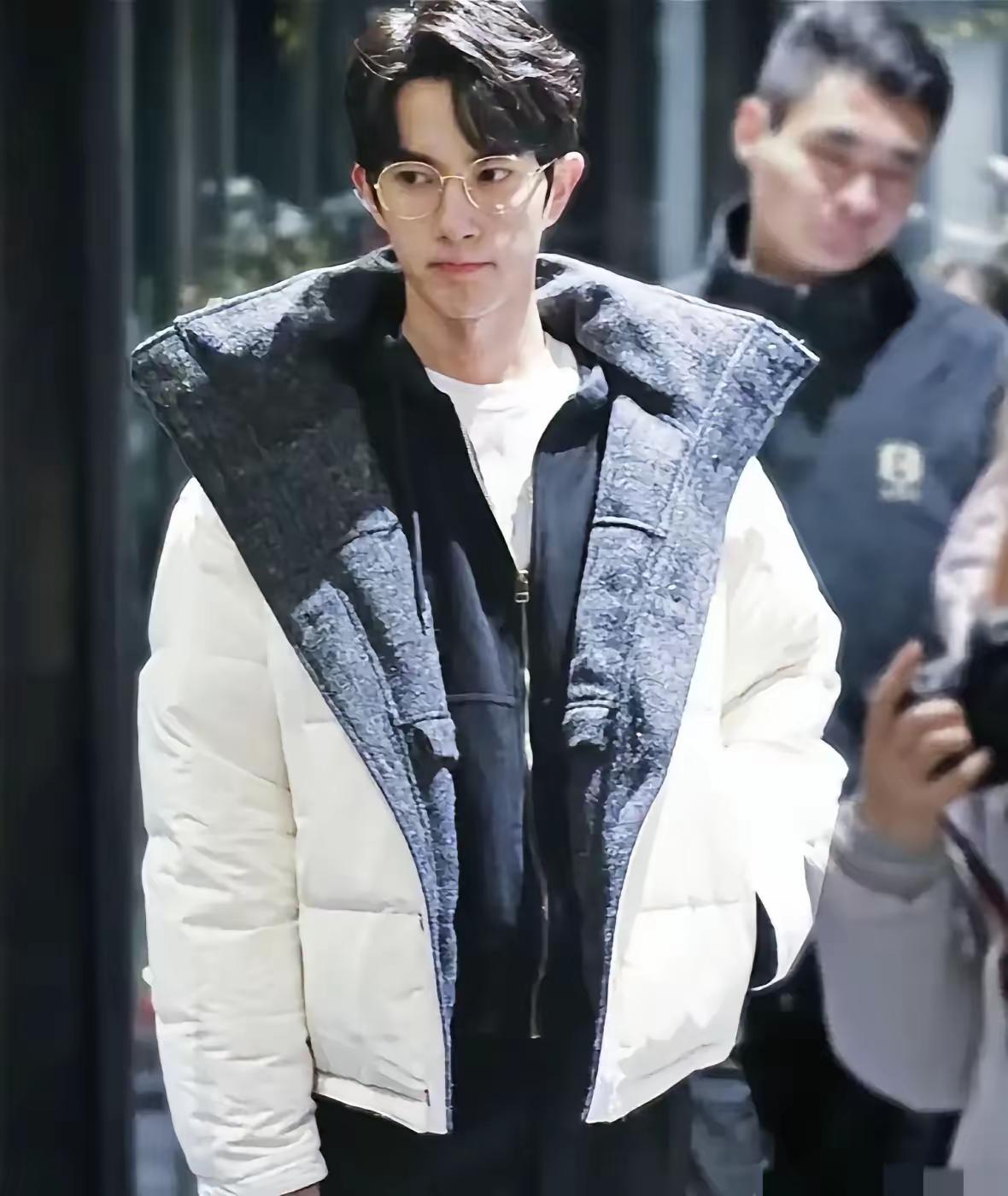 好人有好报,这话听着有点远了。看看身边,老实人总吃亏,心眼好的常受委屈。