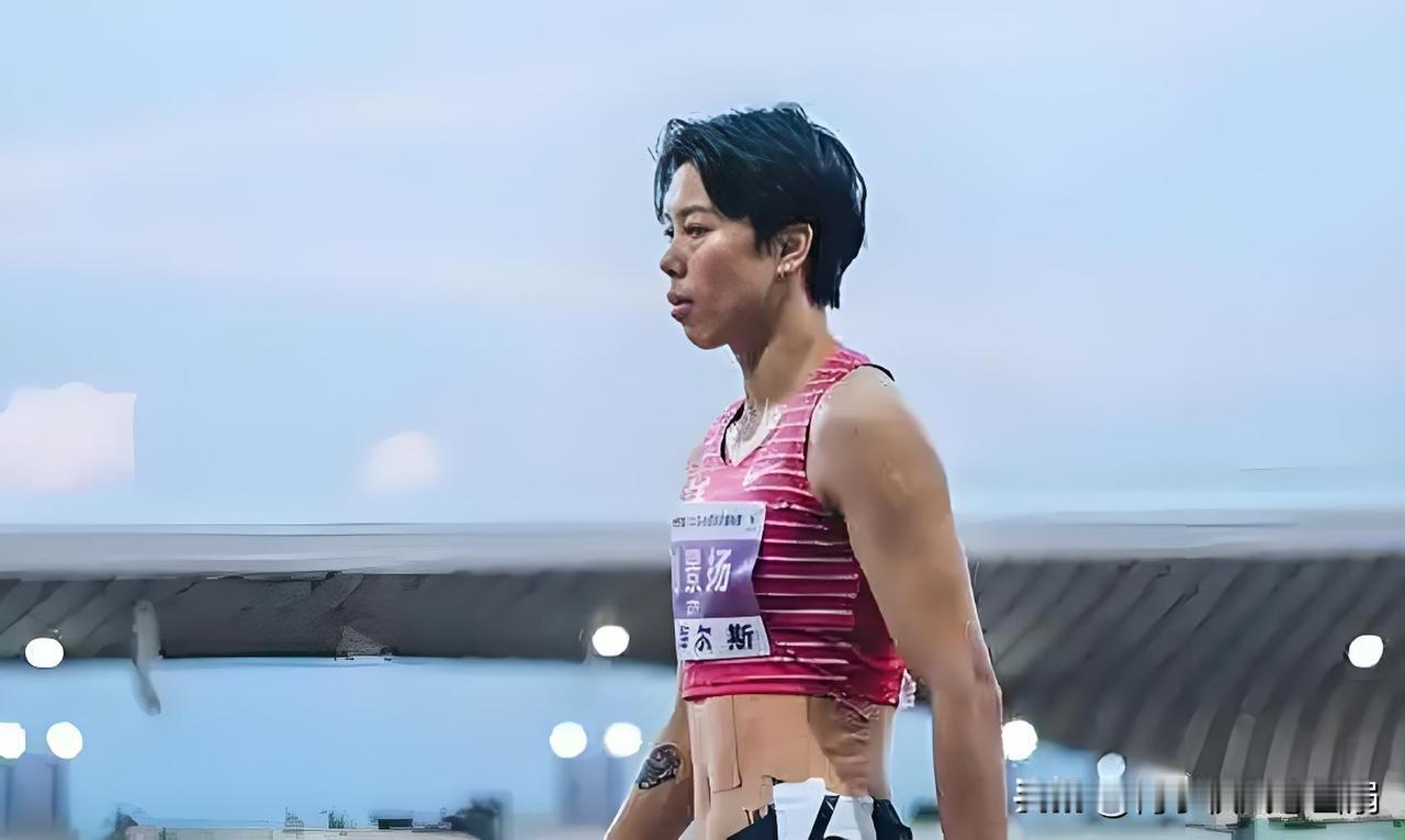 女子100米栏三箭齐发北京时间11月19日晚，田径赛场传来好消息，2025年第