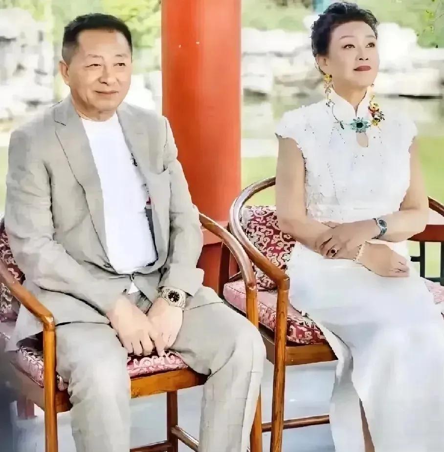 汪小菲大婚最让人感动的不是汪小菲给马晓梅定制了百万婚纱，也不是汪小菲对马晓梅说的