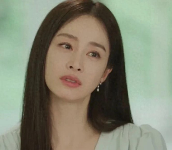 财阀千金金泰熙下嫁穷小子Rain，婚后5年选择复出越来越憔悴。 和没结婚前的