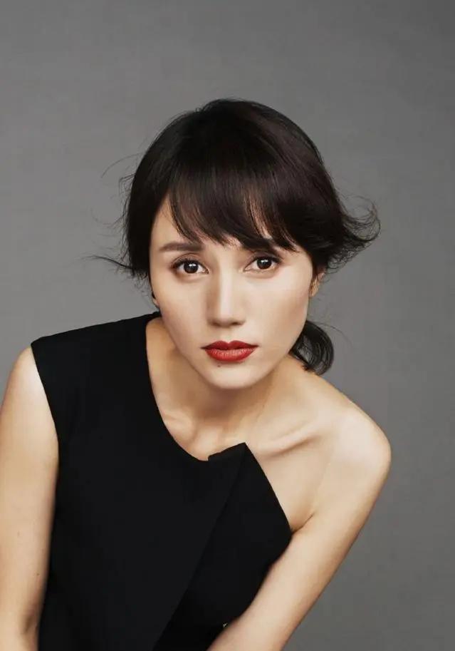 袁泉和马伊琍谁的气质好?袁泉和马伊琍都是气质型美女她们是两种完全不同都市女性