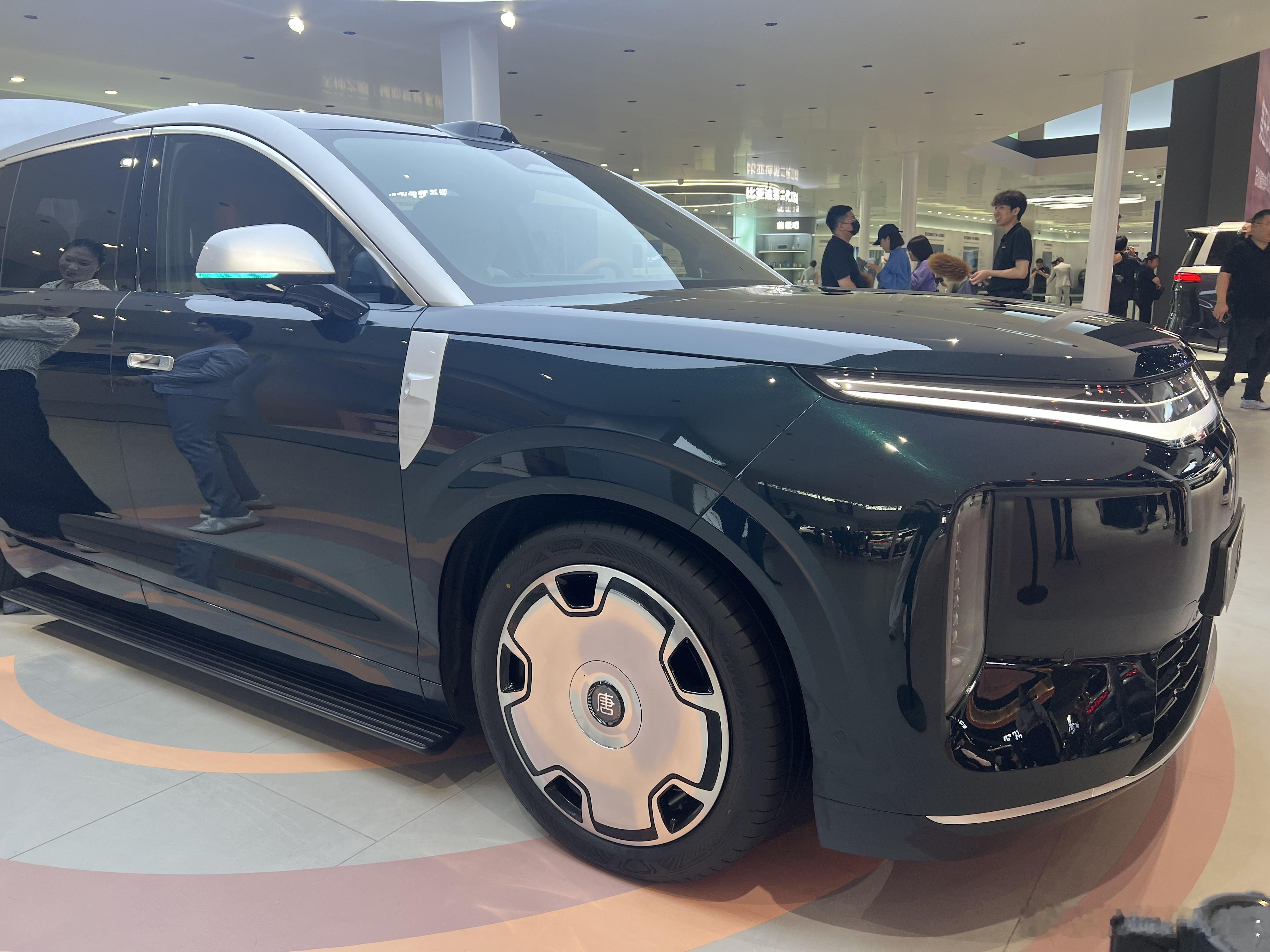 这次北京车展上，另一台我觉得非常值得期待的车子是比亚迪大唐。我之前聊过，在比亚迪