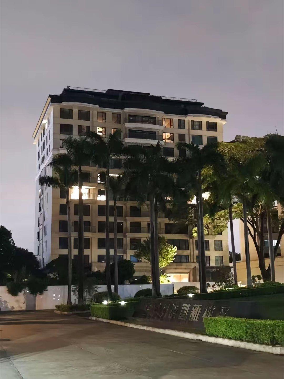 国家允许买地皮自己建别墅吗？现在的操作是买块地，开民宿。(习惯了，应该是长租二十