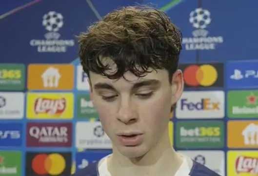 法尔克：拜仁对阿奇-格雷没兴趣，多特有意签下他顶替布兰特根据记者法尔克的最新报道