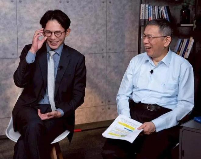 据报道，台湾民众党1月15日召开记者会，公布了一项关于“军购案”最新的民意调查结