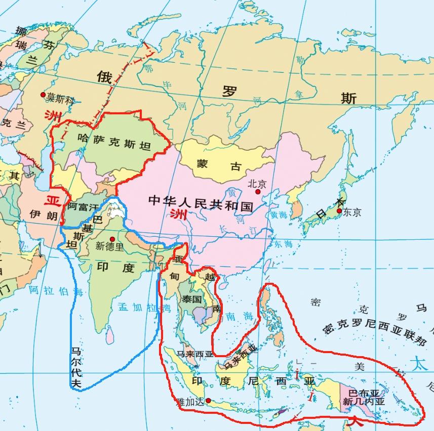 巧不巧合？中国西边、西南边、东南边3大地缘板块的面积，都等于中国的小一半。西边是