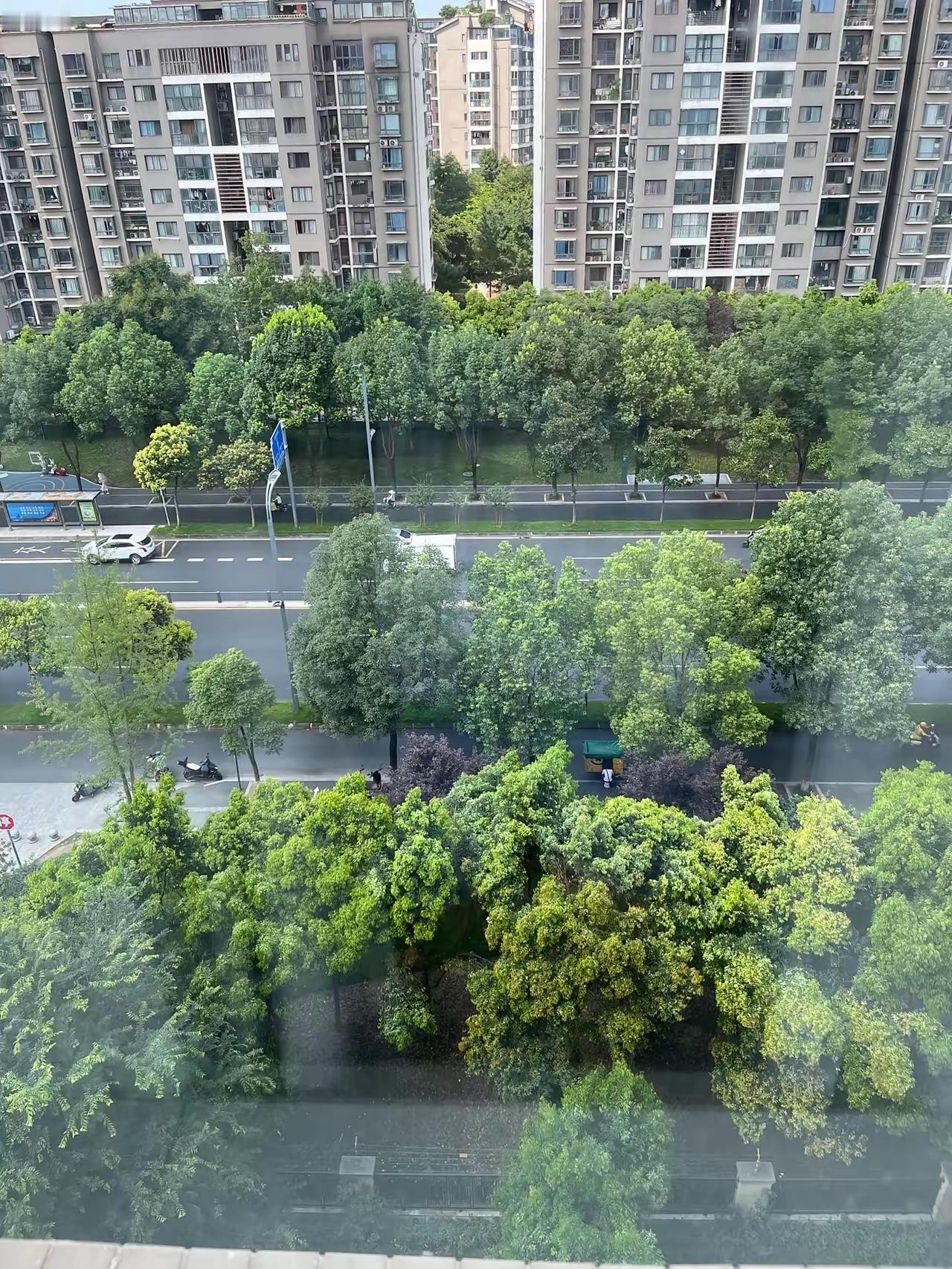 为啥感觉贷款买房的好像都会抑郁身边有个朋友首付15.贷款40.30年，20年