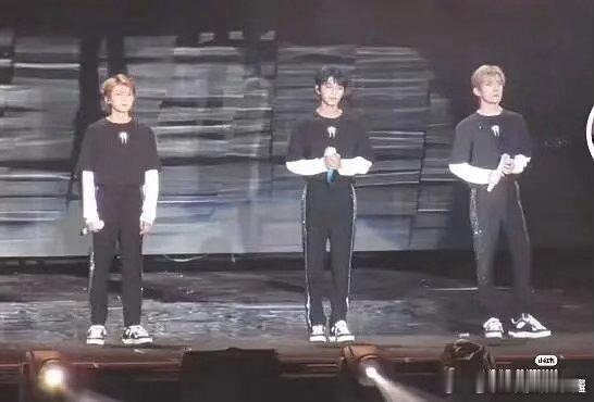 网友说王俊凯183的身高为什么和王源、易烊千玺同框没有高很多